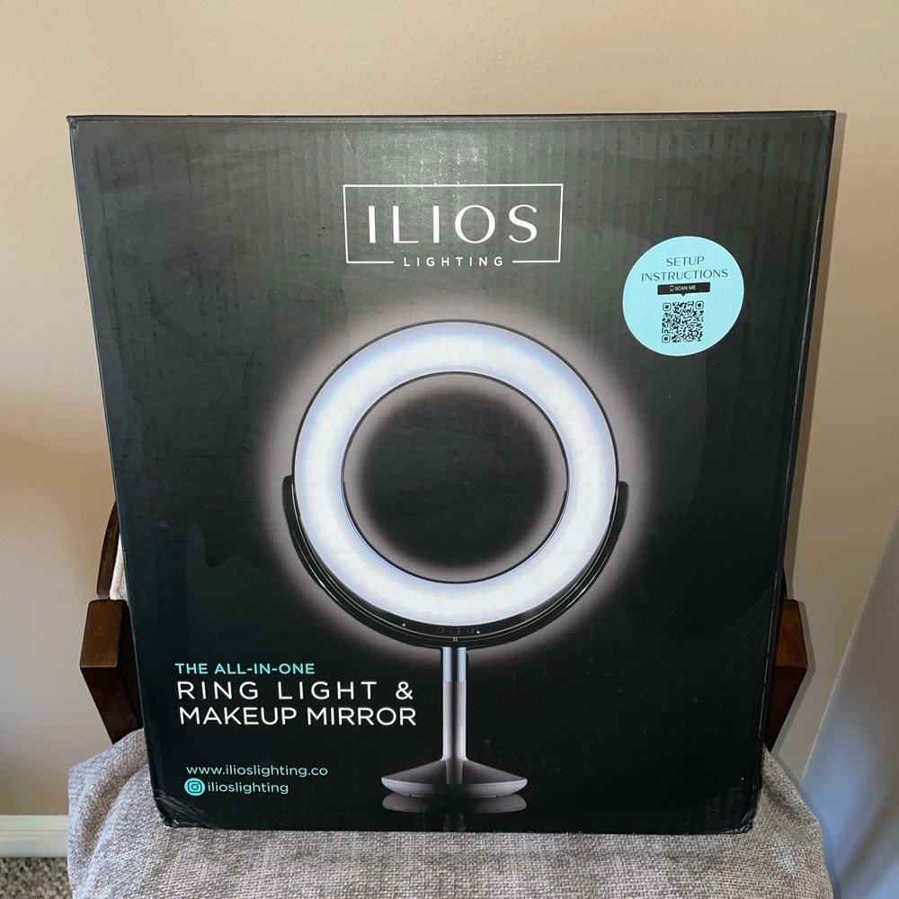 ILIOS Beauty Ring Makeup Mirror BNIB